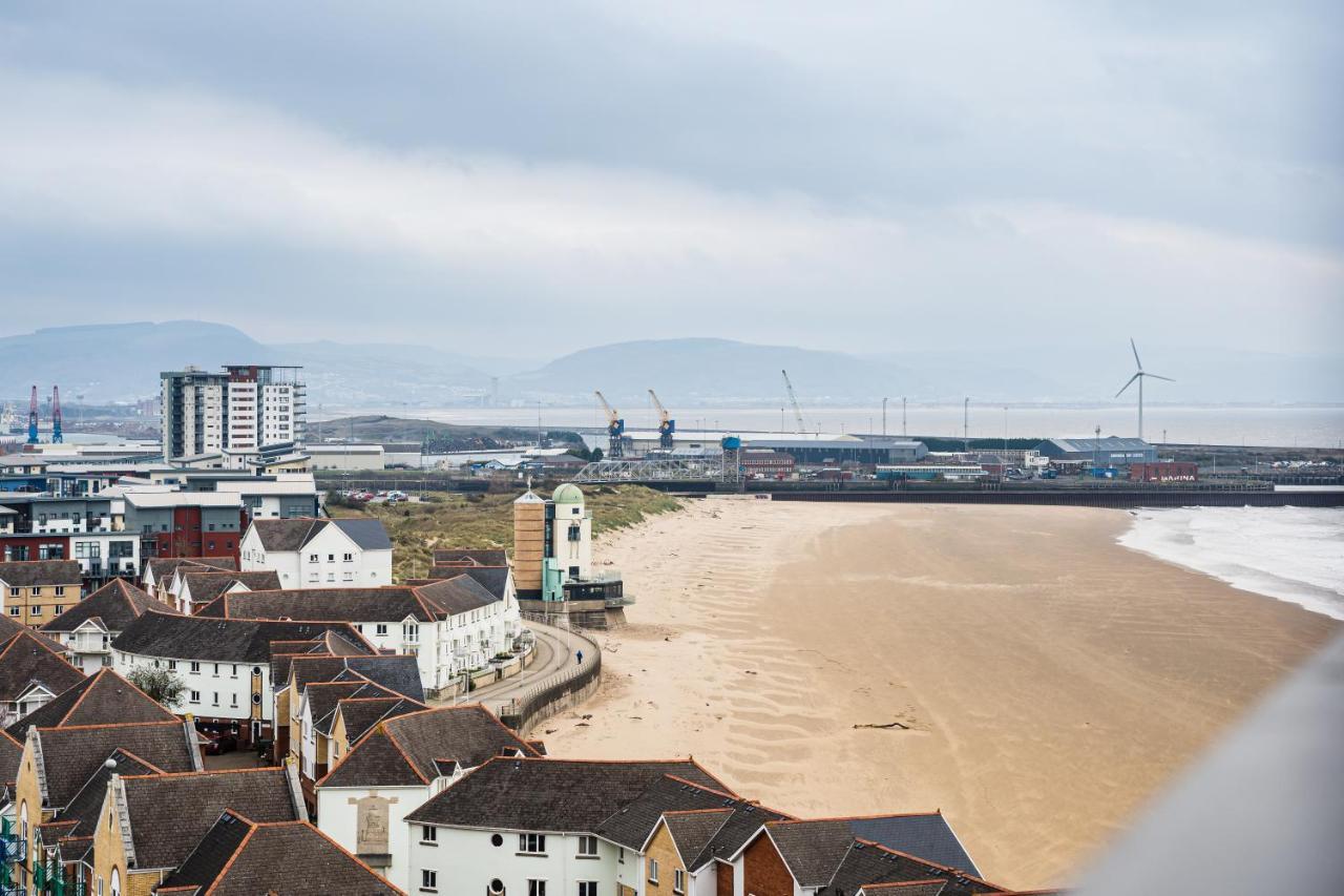 Coastal City Rooms - Waterfront Swansea Exterior photo