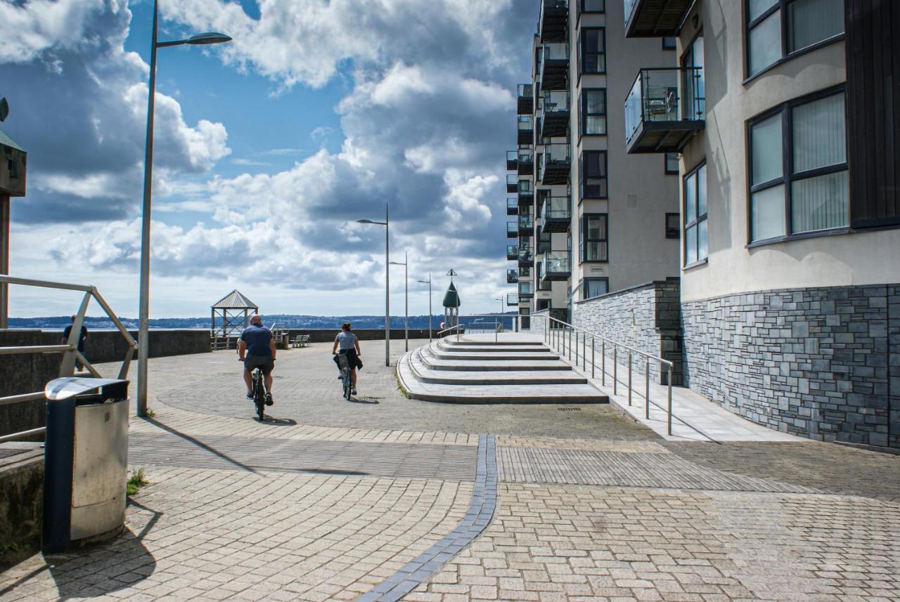 Coastal City Rooms - Waterfront Swansea Exterior photo