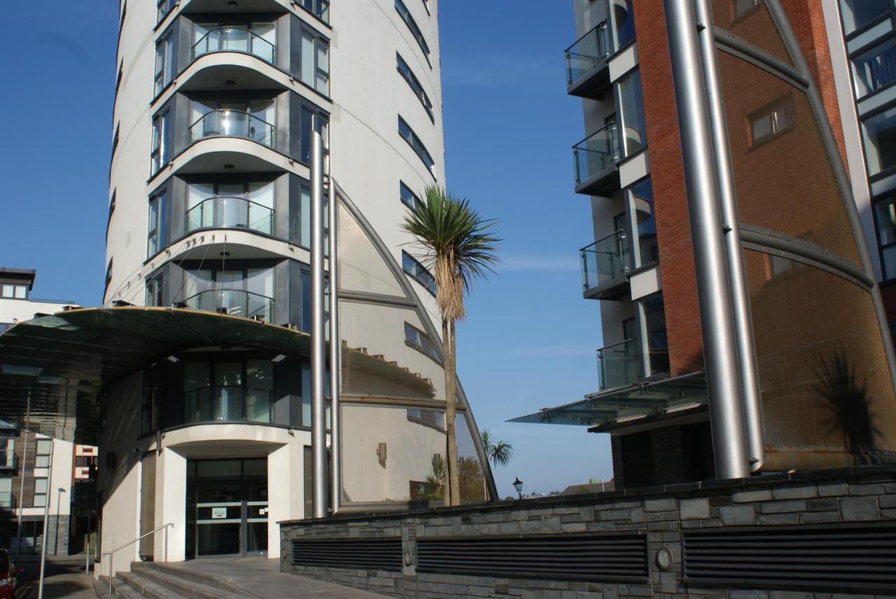 Coastal City Rooms - Waterfront Swansea Exterior photo