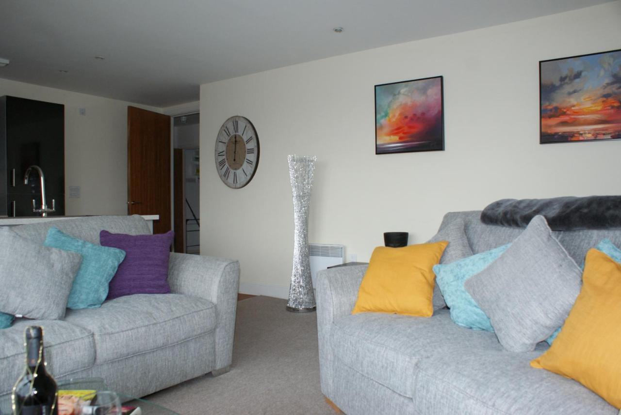 Coastal City Rooms - Waterfront Swansea Exterior photo